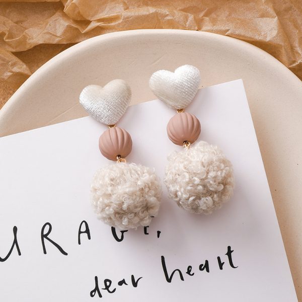 Suitable for winter earrings new trendy wool ball earrings versatile beige autumn and winter plush autumn and winter female temperamental earrings - Image 8