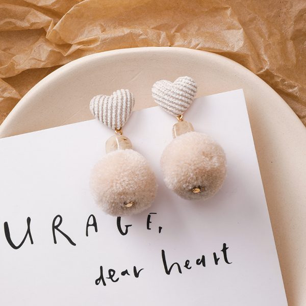 Suitable for winter earrings new trendy wool ball earrings versatile beige autumn and winter plush autumn and winter female temperamental earrings - Image 14