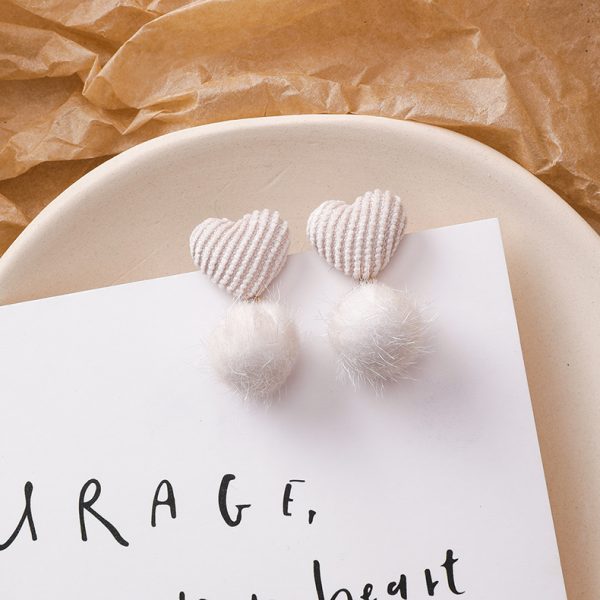 Suitable for winter earrings new trendy wool ball earrings versatile beige autumn and winter plush autumn and winter female temperamental earrings - Image 13