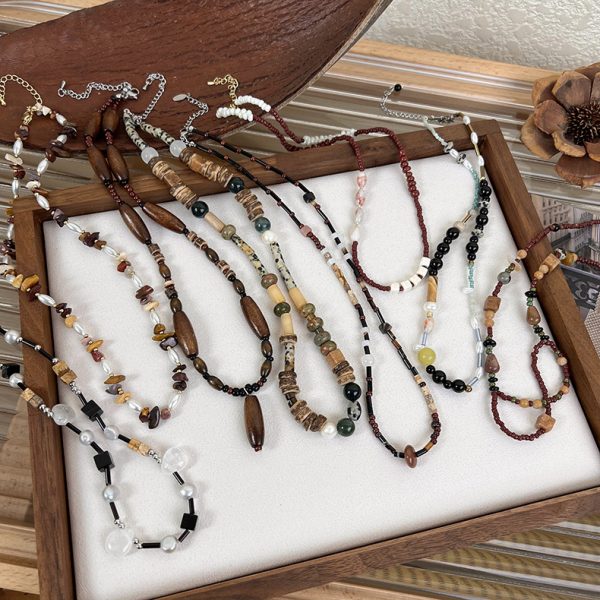 Retro new Chinese style brown necklace women's simple Chinese style all-match irregular beaded clavicle chain Cold style necklace - Image 3