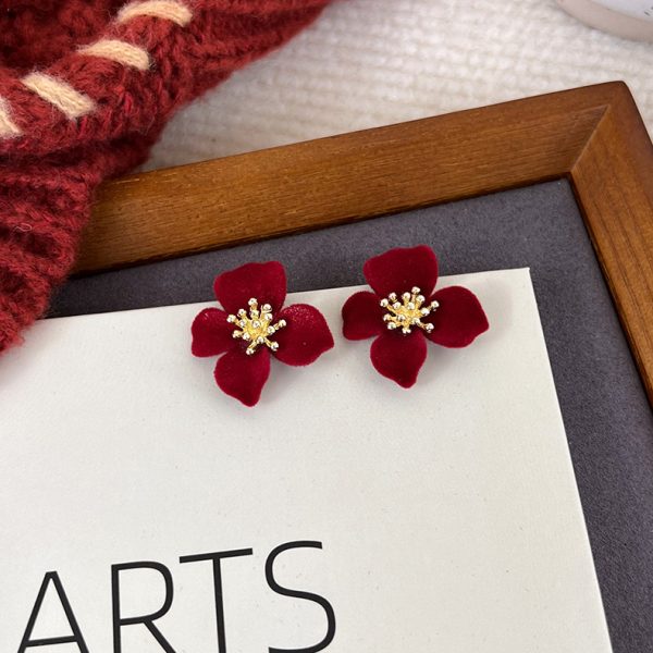 Retro wine red flocking earrings autumn and winter temperament Hong Kong style flower bow tie tassel earrings New Year wedding earrings - Image 9