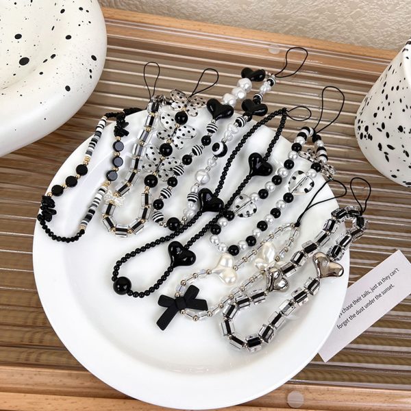 Black beaded mobile phone charm ins stringed pearls love phone lanyard short carrying strap drop-resistant phone ornaments - Image 3